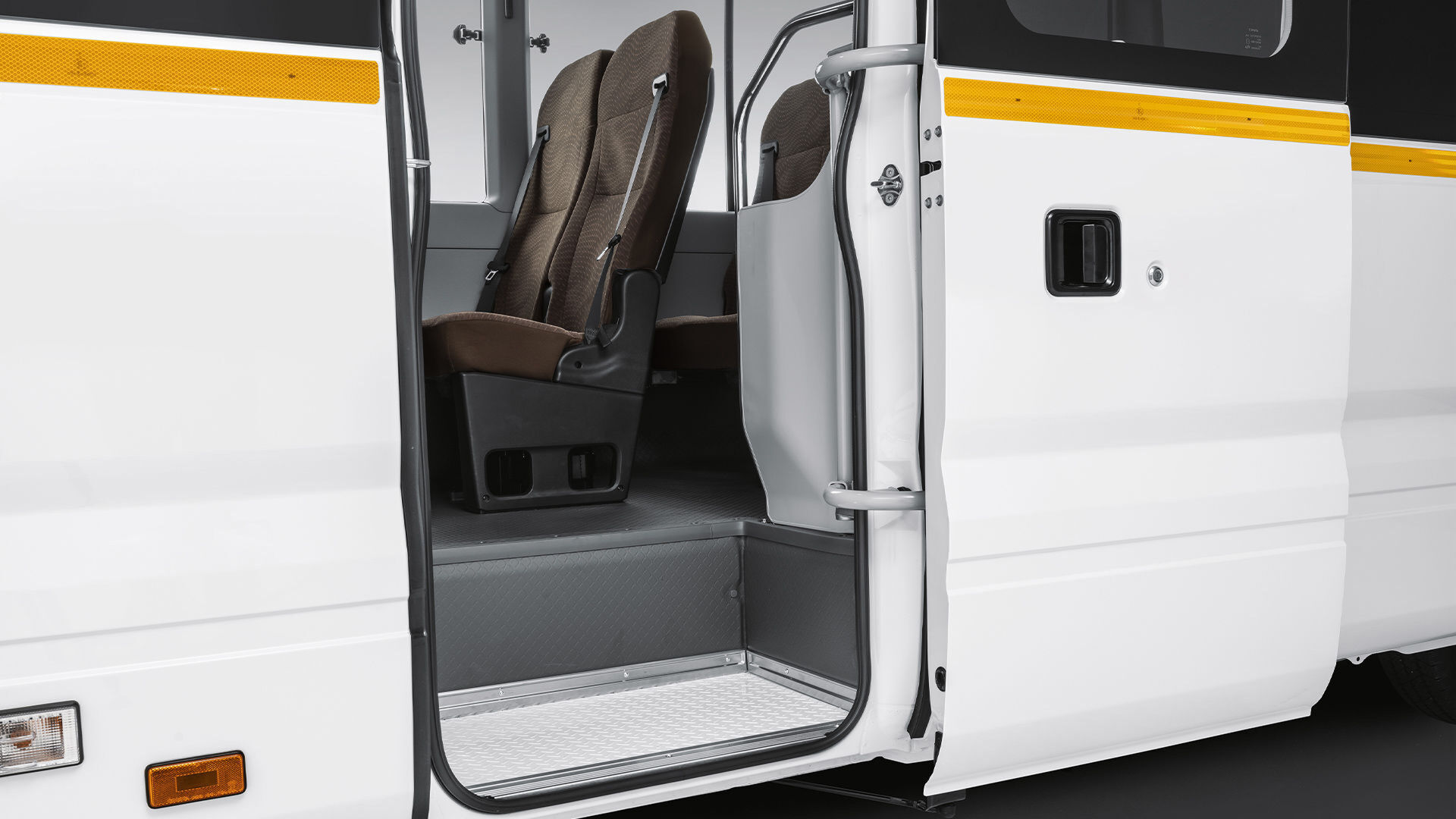 Toyota Coaster Convenience