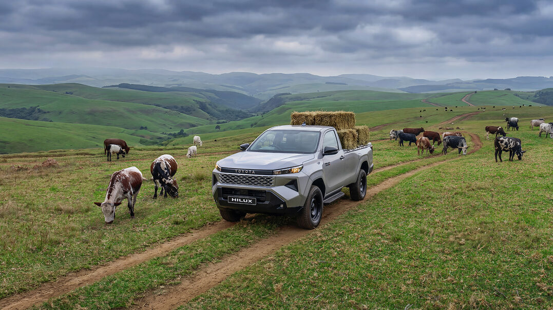 Toyota Hilux Single Cab exterior