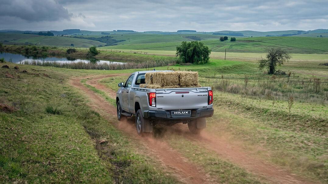 Toyota Hilux Single Cab exterior